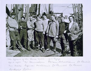 スコット船長が率いる南極への「テラノヴァ」遠征（1910-13）の将校